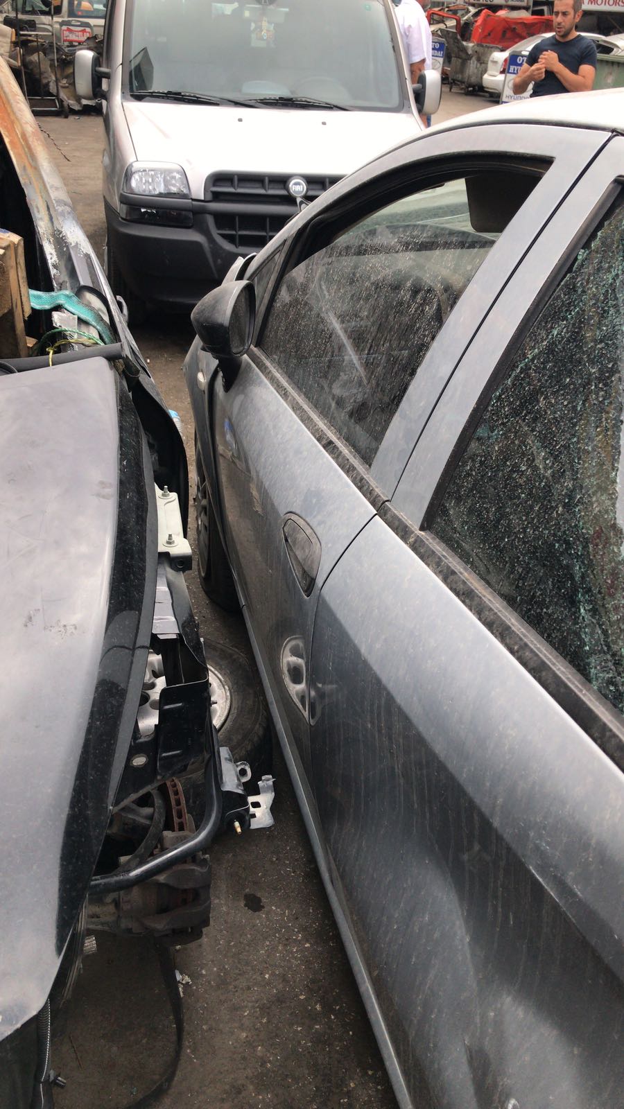 fiat-punto-hatasiz-sag-sol-kapi Fiat Punto Hatasız Sağ Sol Kapı