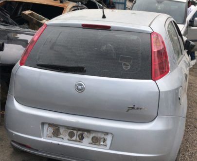 punto arka bagaj kapağı çıkma